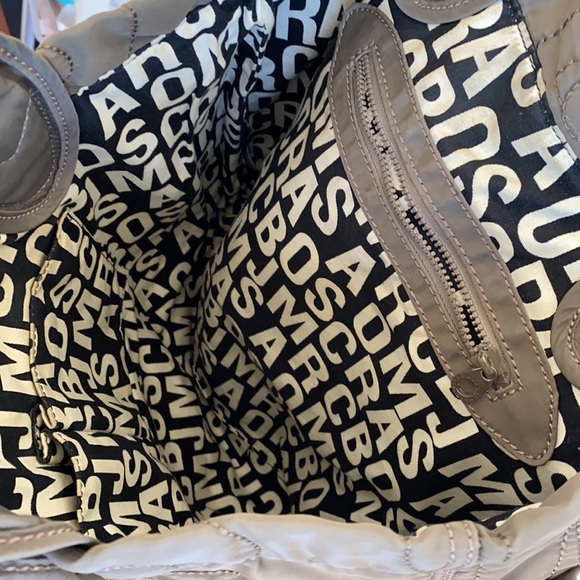 100% Authentic Marc By Marc Jacobs Quilted Tote - Picture 6 of 6